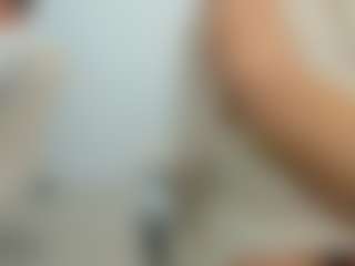 eveeevian's Live Sex Cam Show