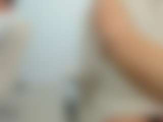 eveeevian's Live Sex Cam Show