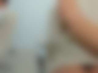 eveeevian's Live Sex Cam Show