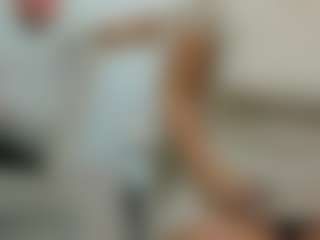 eveeevian's Live Sex Cam Show