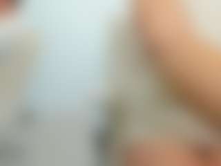 eveeevian's Live Sex Cam Show