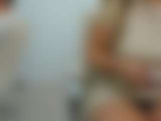 eveeevian's Live Sex Cam Show