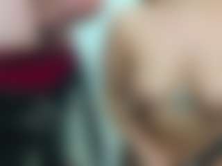 eveeevian's Live Sex Cam Show