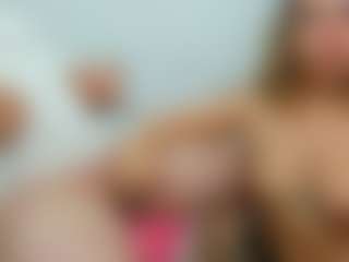 eveeevian's Live Sex Cam Show