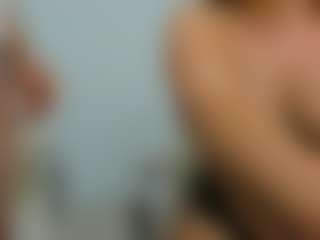 eveeevian's Live Sex Cam Show