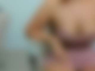 eveeevian's Live Sex Cam Show