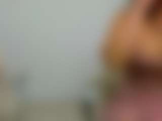 Live cam show with eveeevian - Blonde Hair Curvy on Dolls Live