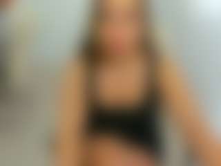 eveeevian's Live Sex Cam Show