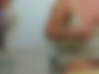 eveeevian's Live Sex Cam Show