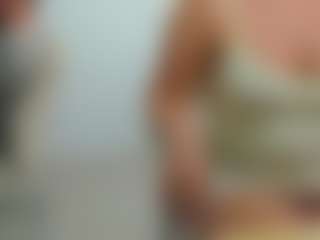 eveeevian's Live Sex Cam Show