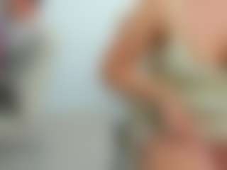 eveeevian's Live Sex Cam Show