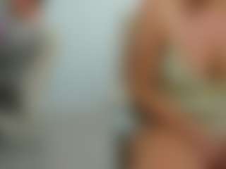 eveeevian's Live Sex Cam Show
