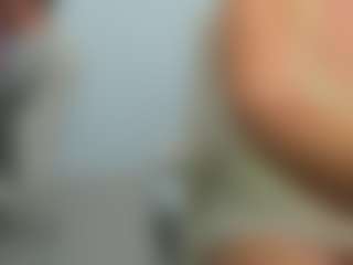 Live cam show with eveeevian - Lush Blonde Hair on googirlz