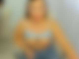 eveeevian's Live Sex Cam Show