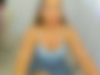eveeevian's Live Sex Cam Show