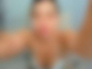 eveeevian's Live Sex Cam Show