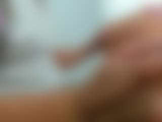 eveeevian's Live Sex Cam Show