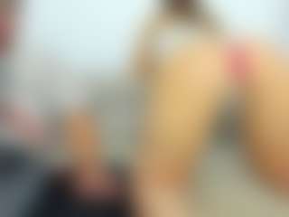 eveeevian's Live Sex Cam Show