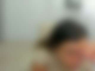 eveeevian's Live Sex Cam Show