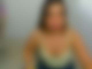 eveeevian's Live Sex Cam Show