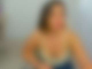 eveeevian's Live Sex Cam Show