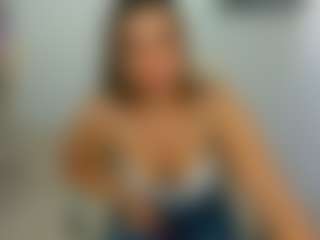 eveeevian's Live Sex Cam Show