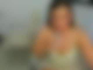 Live cam show with eveeevian - Bedroom on slutload