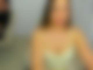 eveeevian's Live Sex Cam Show