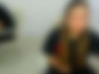 Show de cam en vivo con eveeevian - Oil en Camsoda