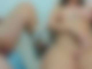eveeevian's Live Sex Cam Show