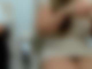 eveeevian's Live Sex Cam Show