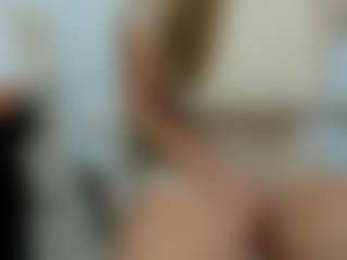 eveeevian's Live Sex Cam Show