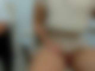 eveeevian's Live Sex Cam Show