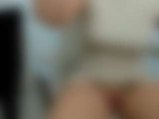eveeevian's Live Sex Cam Show