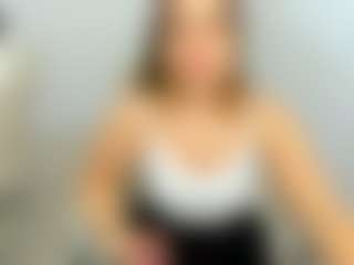 eveeevian's Live Sex Cam Show