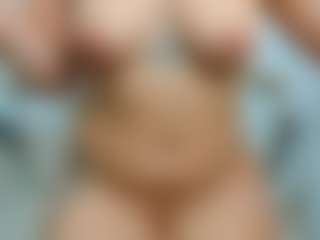 eveeevian's Live Sex Cam Show