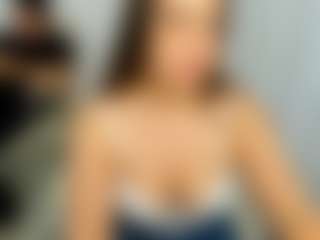 eveeevian's Live Sex Cam Show