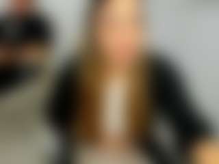 eveeevian's Live Sex Cam Show