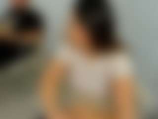 eveeevian's Live Sex Cam Show