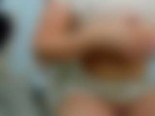 eveeevian's Live Sex Cam Show