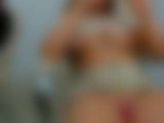 eveeevian's Live Sex Cam Show