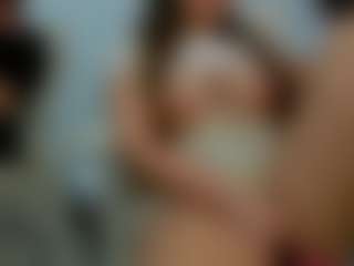 eveeevian's Live Sex Cam Show