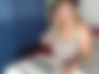 Live cam show with rousse-ellise - Blonde Hair on hotwifechat.live