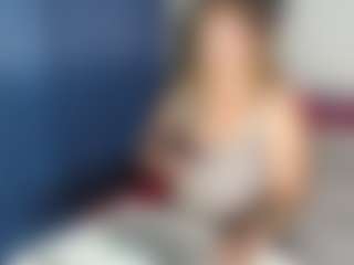 Live cam show with rousse-ellise - Bedroom Blonde Hair on Mixed Magazine Live