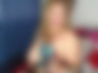 Live cam show with rousse-ellise - Spank Big Tits on hrnylive.com