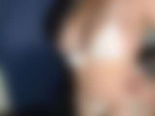 Live cam show with rousse-ellise - Fingers on Camsoda