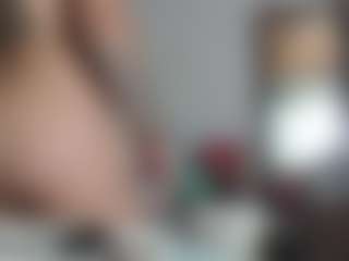 Live cam show with rousse-ellise - Blonde Hair on Soda Cam