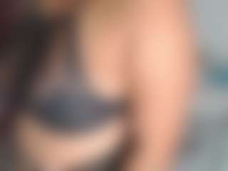 rousse-ellise's Live Sex Cam Show