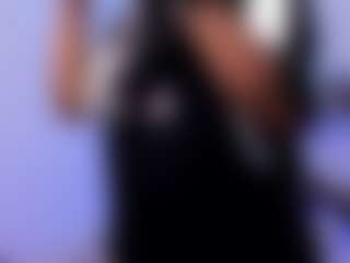 Live cam show with Anna Brooks - Fingering on crypto-cams