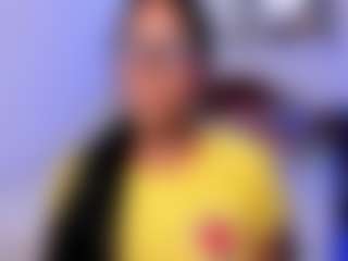 Live cam show with Anna Brooks - Fingering on CamwithHer
